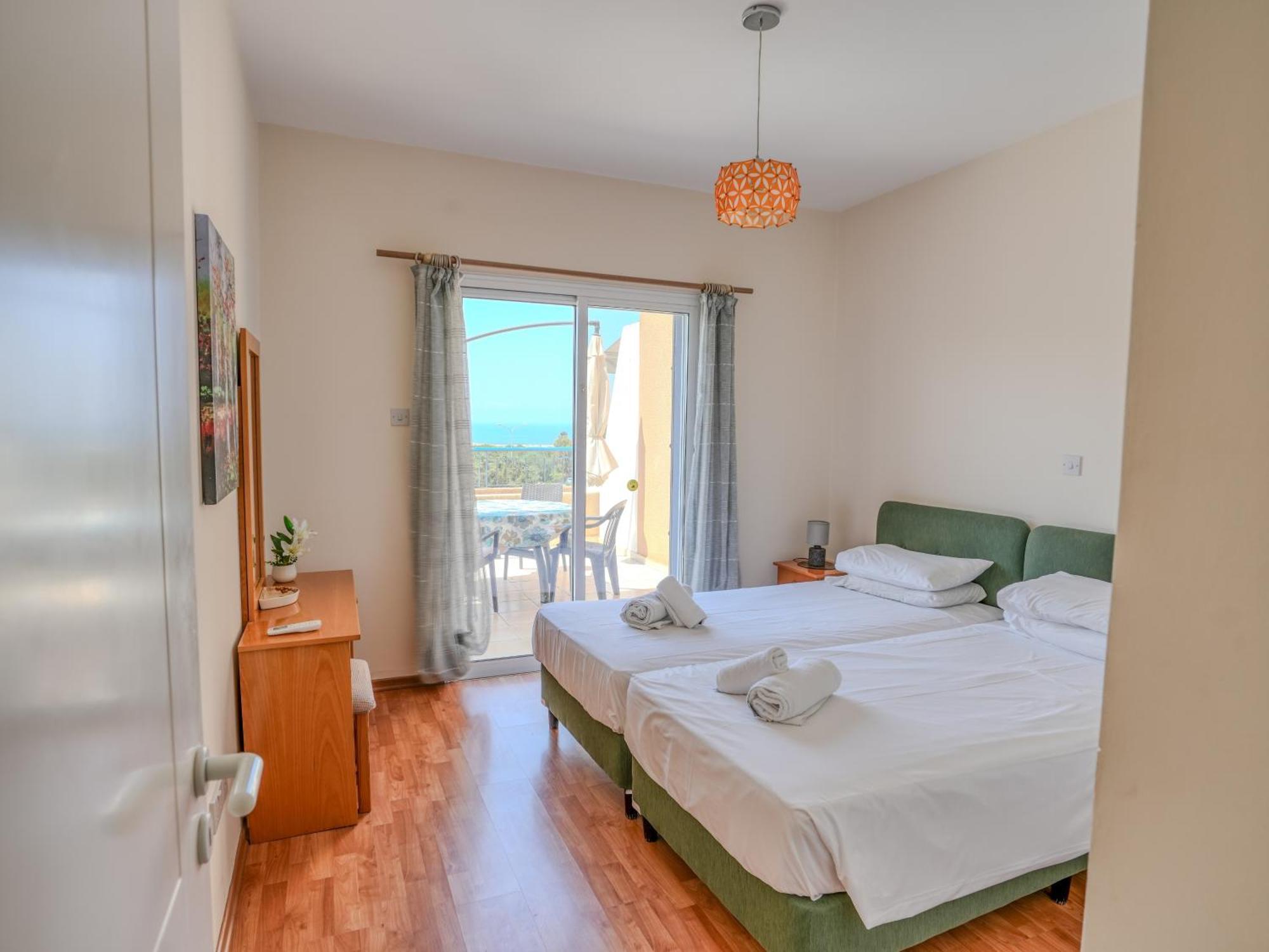 Resitour - Kings Palace Paphos Esterno foto